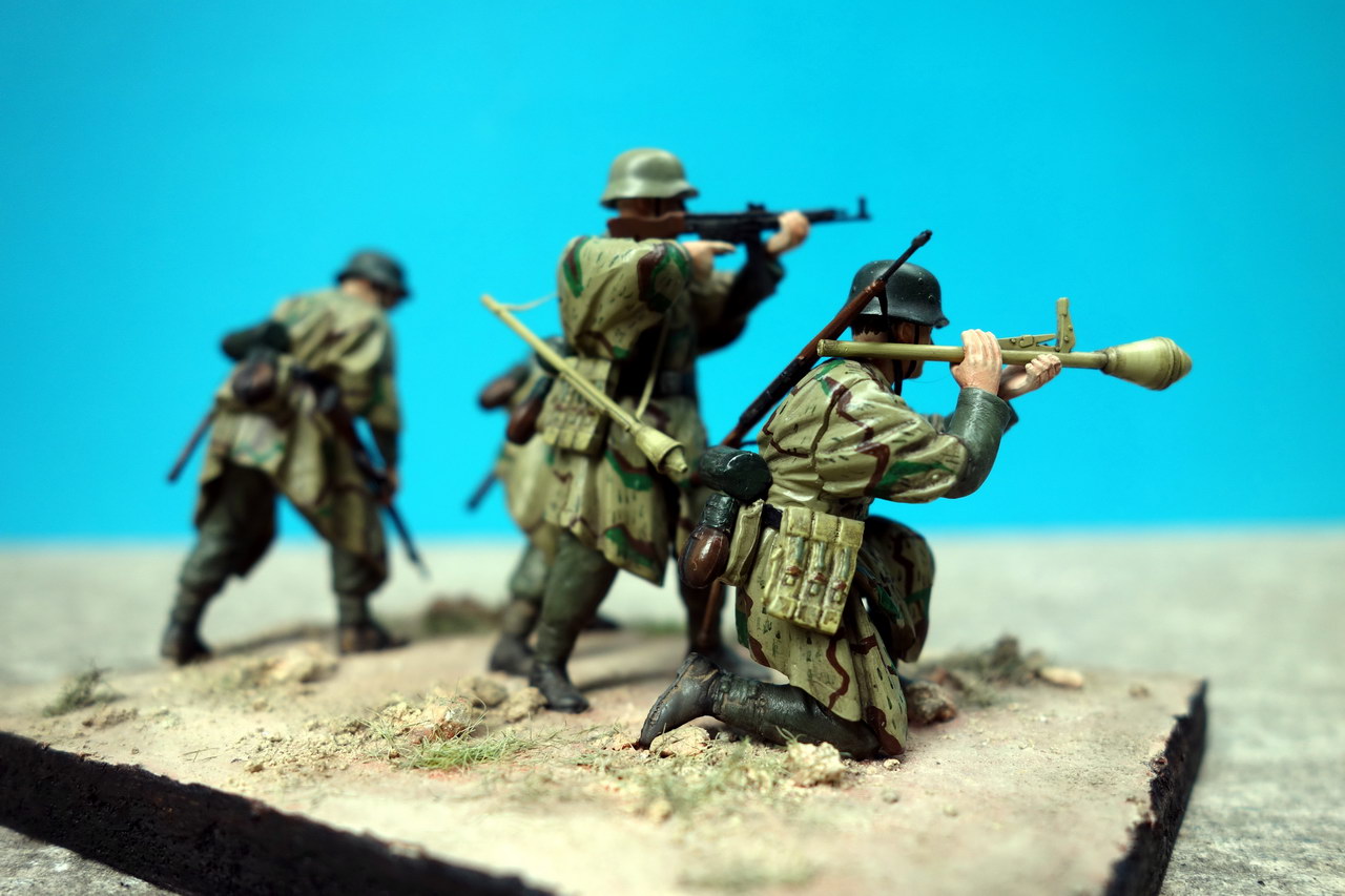 Em-35043 Grenadiers lah