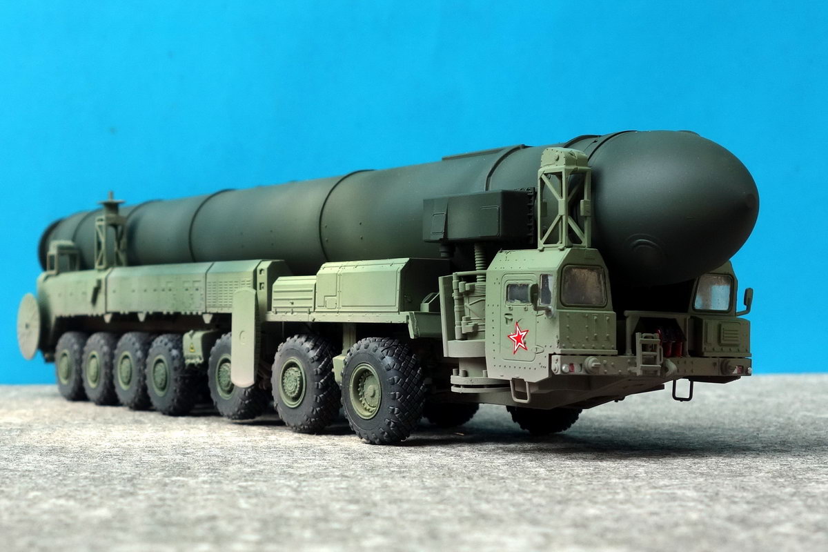 russian-icbm-launcher-topol-ss-25-sickle-1-72-finescale-modeler